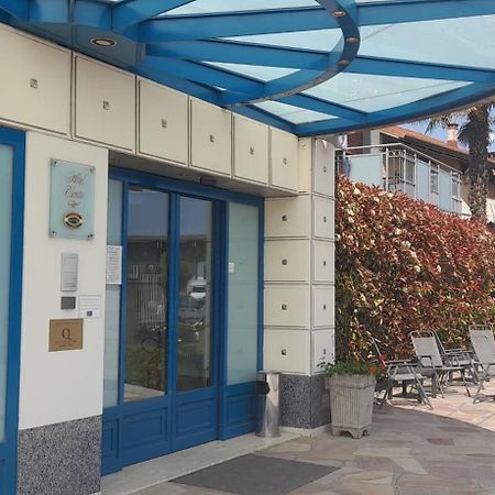 Hotel Ceretto Busca エクステリア 写真